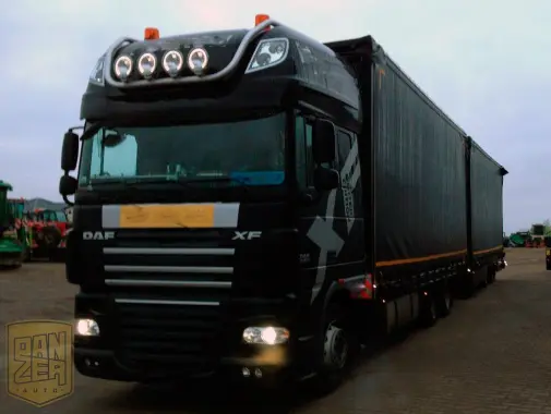 Автопоезд 120 кубов. DAF XF 105.460 + прицеп, полная штора, все загрузки, г/п 31т, полная комплектация. - фото 3