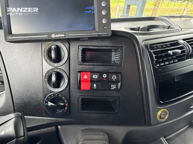 Грузовик Mercedes-Benz Atego 1224, 2016 год, промтоварный фургон 42 м3, гидролифт - фото 10