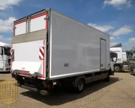 Грузовик рефрижератор Mercedes Atego 1222, 2011 год | 1