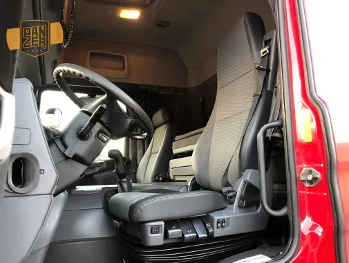 Scania P400, тягач для перевозки опасных грузов, 2015г, МКПП - фото-детальных 3