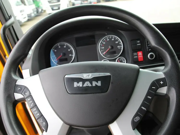 MAN TGX 26.440 штора 60 кубов, 2015 г, все виды загрузки, 20 палет, без пробега по РФ - фото 4