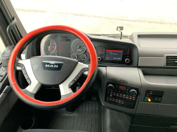MAN TGX 26.480 контейнеровоз низкорамный BDF из Германии, 2015 г, кабина XLX, г/п 16т - фото 4