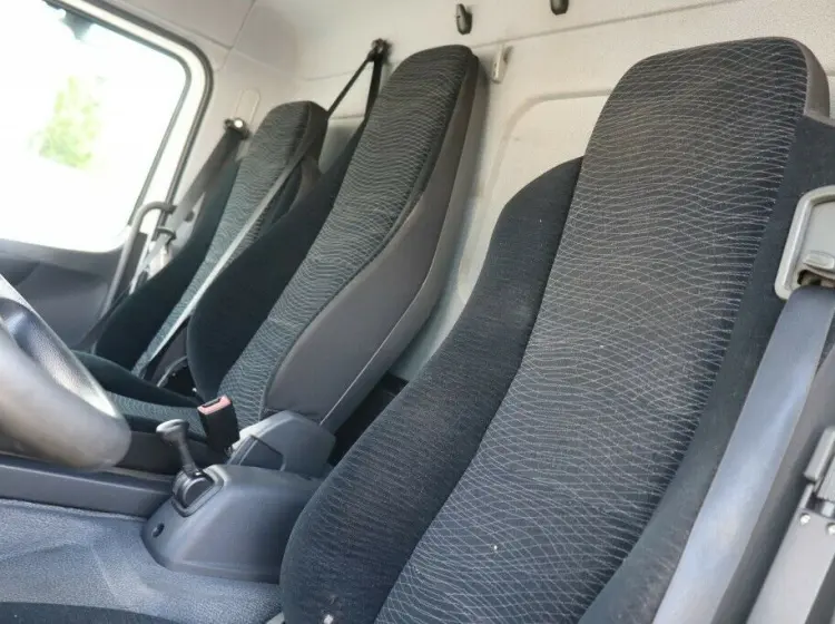 Mercedes Atego 818 L, 2015 год, штора 38 м3, гидроборт, верх сдвижной, без пробега по РФ - фото 3