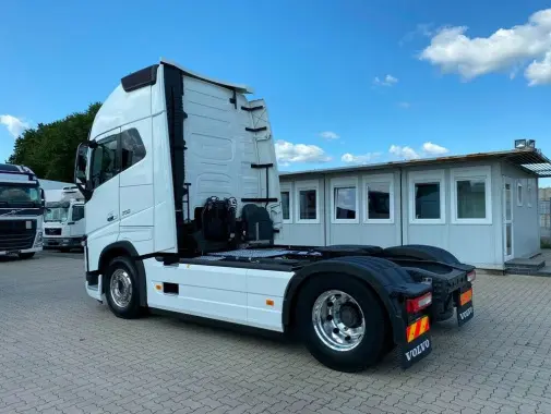 Тягач Volvo FH16 750, кабина XL, 2019 год, 4х2, 2 бака, без пробега по РФ - фото-детальных 8