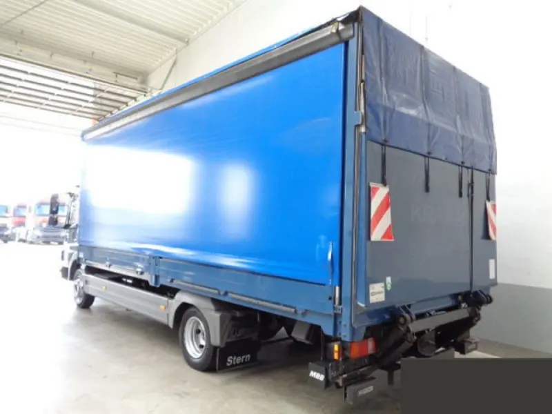 Грузовик тентованный Mercedes Atego 818, 2011 год | 1