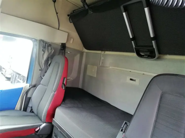 Седельный тягач Volvo FH 460, 4х2, 2016 год, 2 бака, 2 спальника, без пробега по РФ - фото-детальных 3