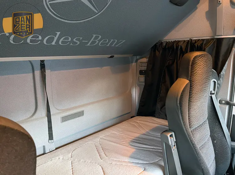 Мерседес Атего 1224, 2014 год, штора 48 м3, ворота, АКПП, без пробега по РФ - фото 23