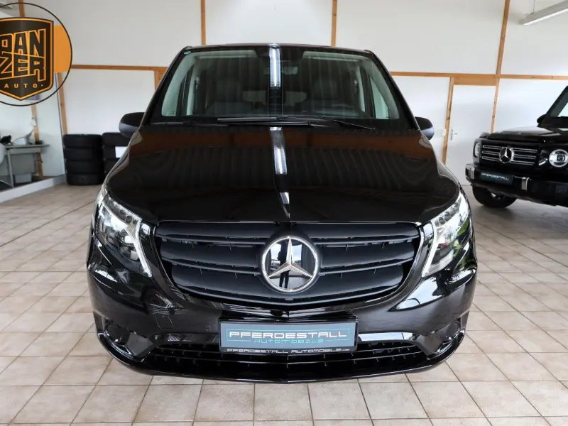 Цельнометаллический фургон Mercedes Vito 119, 2023 год | photo 1