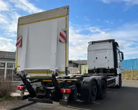 Грузовой контейнеровоз Mercedes Actros 2545, 2014 год | 1