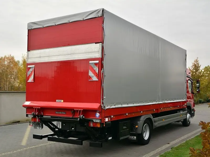 Грузовик тентованный Mercedes Atego 1224, 2011 год | photo 1