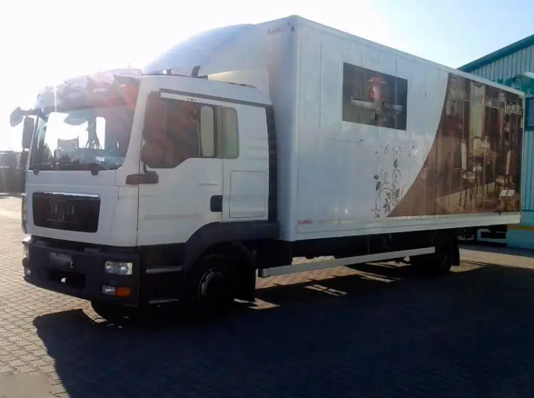 Фургон MAN TGL 8.220, 2010 г, 7.5 метра, ворота, без пробега по РФ - фото