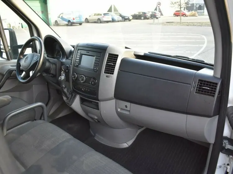 Mercedes Sprinter 516 CDI, 2016 год, фургон 6 метров, 29 м3, полная масса 3500 кг, без пробега по РФ - фото 7