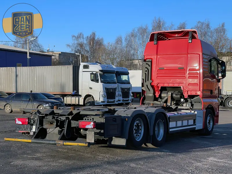 Грузовой контейнеровоз MAN TGX 26.440, 2015 год | photo 1