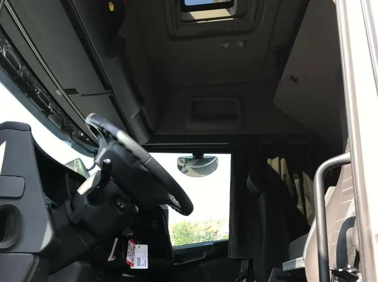 BDF контейнеровоз Scania R450, 2017 год, 6х2, кабина Highline - фото 4