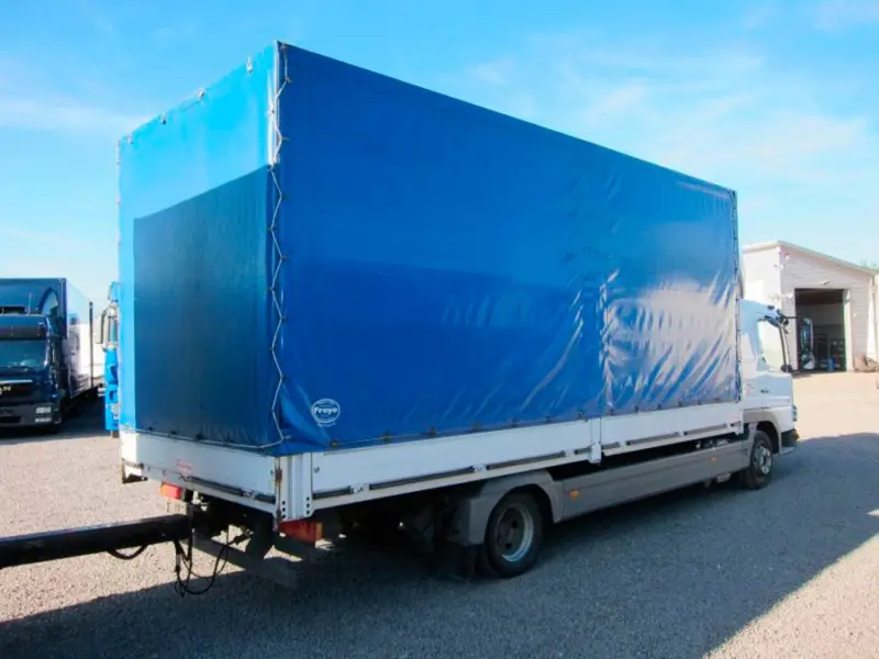 Грузовик тентованный Mercedes Atego 818, 2010 год | photo 1