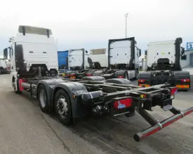 Грузовой контейнеровоз MAN TGX 26.480, 2015 год | 1