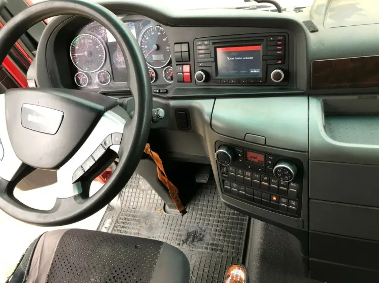 MAN TGX 26.440 из Германии, отличное шасси под сельхозник, 2014 год, механическая КПП, г/п 16т - фото 4