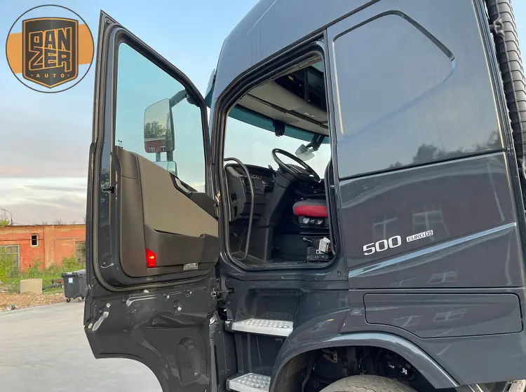 Тягач Volvo FH 500 6x4, 2018 год, подъемная ось, из Германии - фото-детальных 28