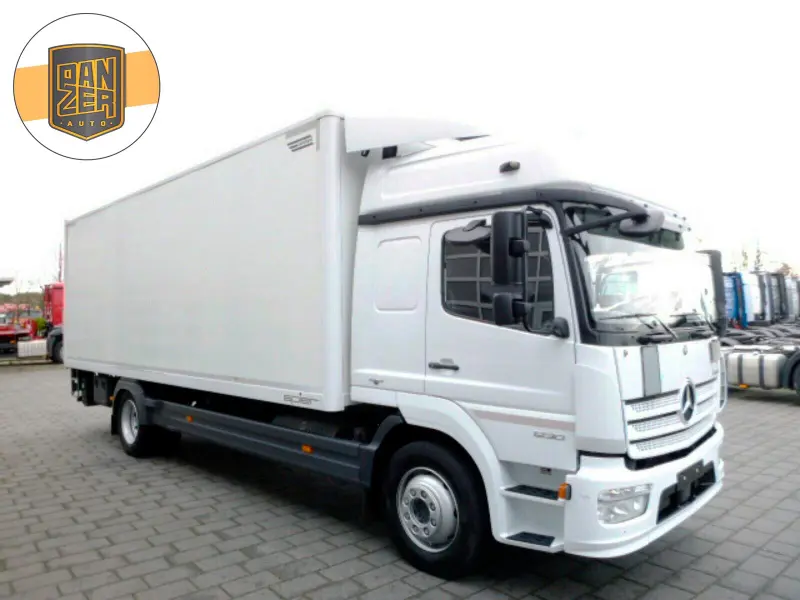 Грузовой фургон Mercedes Atego 1230, 2015 год | photo 0