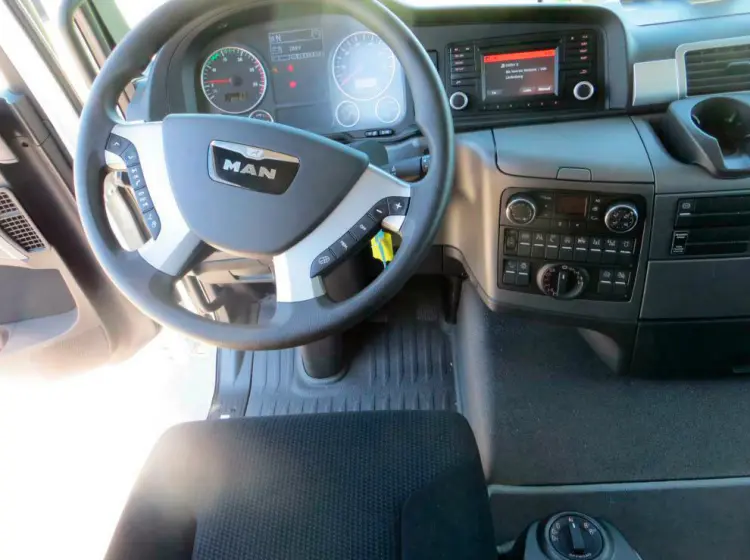 Полноприводный тягач MAN TGX 26.440, 6х6, пробег 89 тыс.км, без пробега по РФ - фото-детальных 3