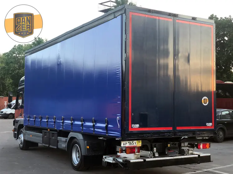 Mercedes Atego 1229L, 10/2012г, штора 49 кубов, ворота и гидроборт - фото