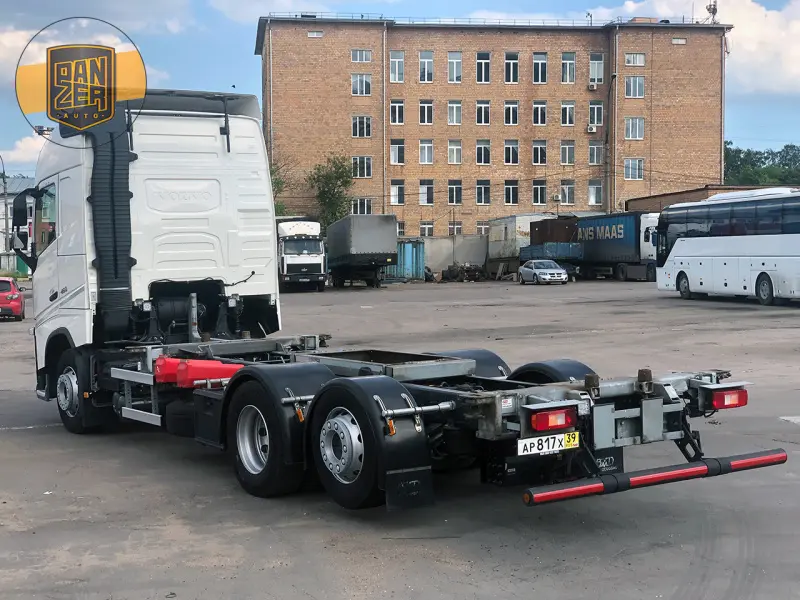 Грузовой контейнеровоз Volvo FH 460, 2017 год | photo 1