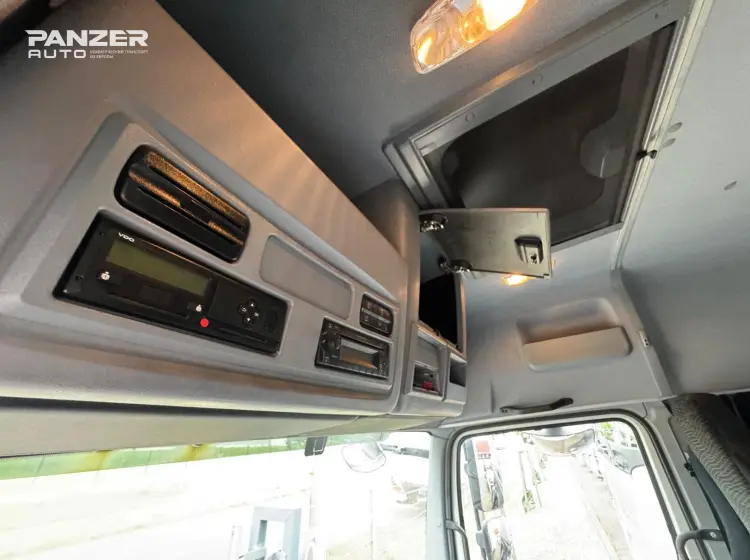 Грузовик Mercedes-Benz Atego 1224, 2016 год, промтоварный фургон 42 м3, гидролифт - фото 11