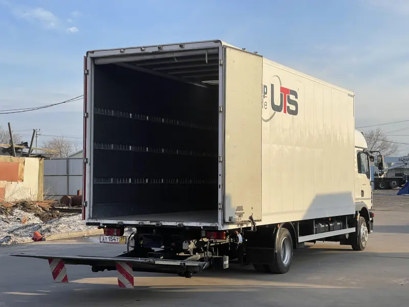 Грузовой фургон MAN TGM 12.290, 2013 год | photo 1