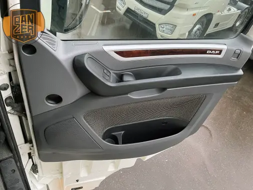 daf xf 510 тягач 6х2, задняя спарка, кабина суперспейс 20