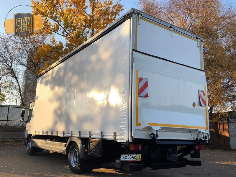Грузовик тентованный Mercedes Atego 1229, 2012 год | photo 1