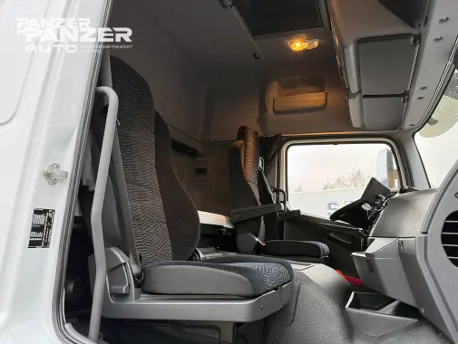 Mercedes Atego 1230, 2019 год, штора 46 кубов, ворота - фото 6