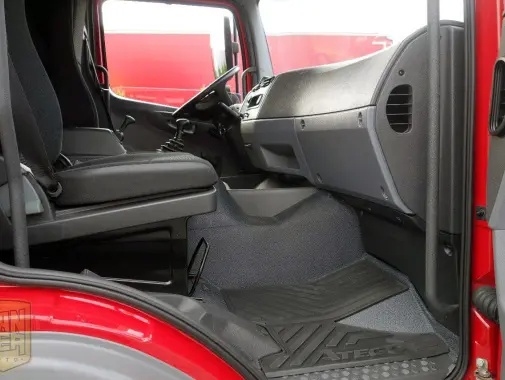 Mercedes Atego 1224, термос 55м3, кузов 8.2м - фото 3