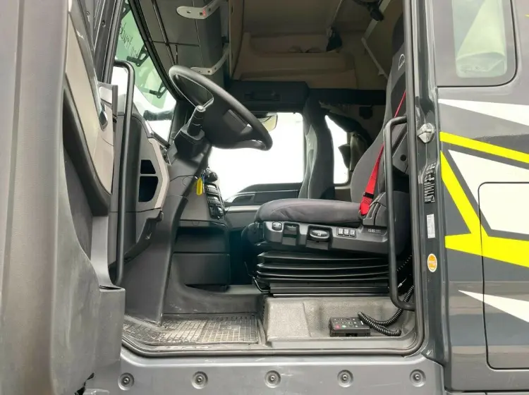 Тягач MAN TGX 33.510, 6х4, 01/2021 год, кабина XLX, пневмоподвеска, без пробега по РФ - фото-детальных 15