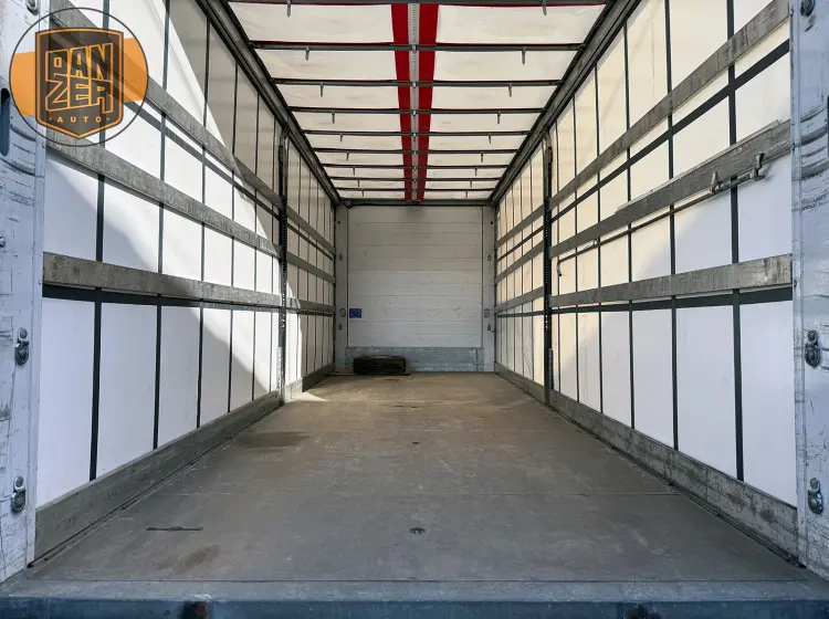 Mercedes-Benz Atego 1230, 2018 год, штора 50 м3, гидроборт, 2 спальника 2