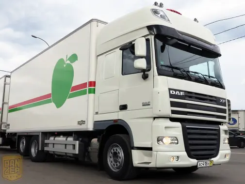 Изотермический фургон DAF XF 105. 6x2, г/п 15 тонн, 2 спальника. - фото 8