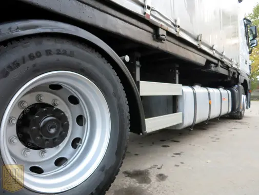 Mercedes-Benz Actros 1841 LL MegaSpace, 52м3 штора, 10-тонник - фото 6