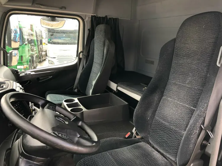 Mercedes Atego 1224 L, 2014 год, фургон 44 м3, гидролифт, высокая кабина - фото 3