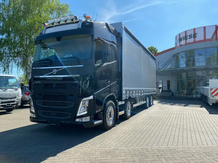 Новый Volvo FH500, 8x2, для перевозки погрузчиков и строительной техники, гидроборт 9 тон - фото 5