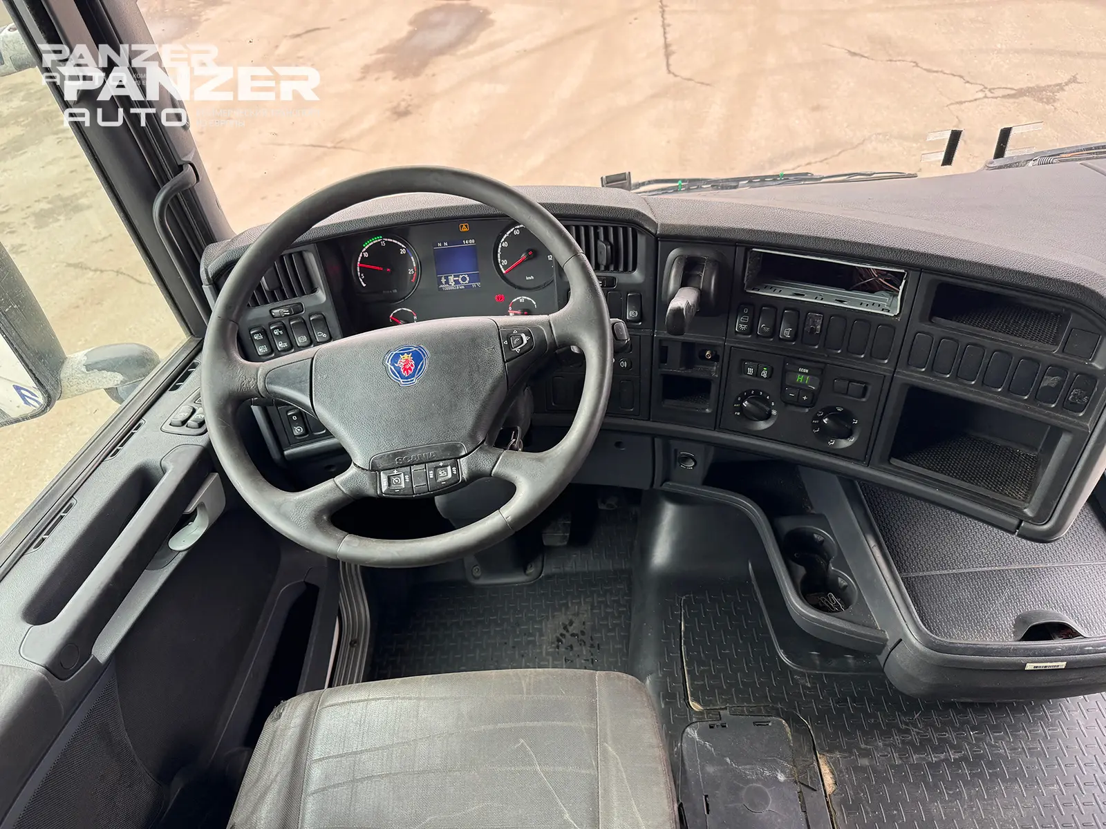 Машинокомплект тягача Scania R420, 2012 год, кабина Highline - фото-детальных 5