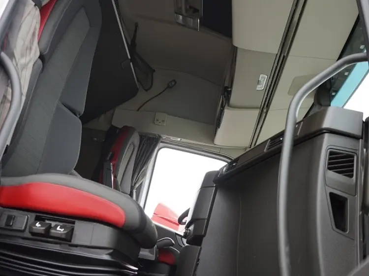 Сцепка 120 м3 Volvo FH 500. 2017 год, без пробега по РФ. - фото 3