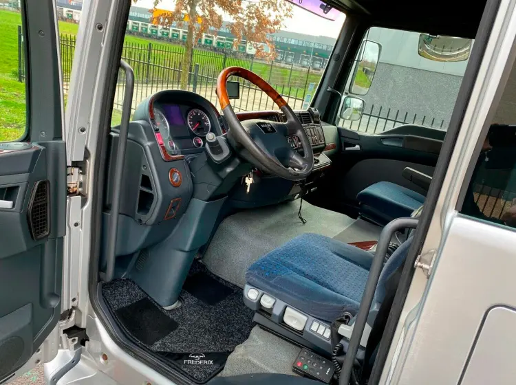 Автовоз на 3 авто MAN TGL 12.240 BL, спальная кабина, без пробега по РФ - фото 3