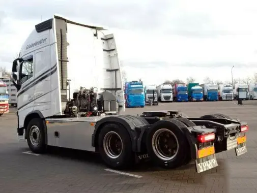 Тягач Volvo FH 540, 6х2, Globetrotter XL, двускатный ленивец сзади, без пробега по РФ - фото-детальных
