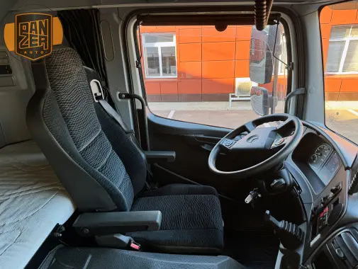 Mercedes-Benz Atego 1230, 2018 год, штора 50 м3, гидроборт, 2 спальника 31