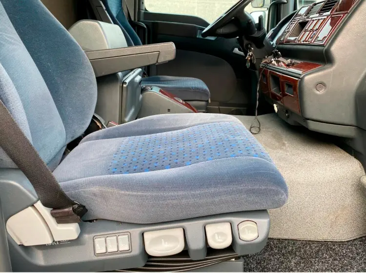 Автовоз на 3 авто MAN TGL 12.240 BL, спальная кабина, без пробега по РФ - фото 13
