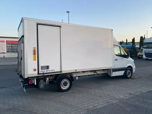 Mercedes Sprinter 319 CDI, 2014 год, АКПП, мотор 3.0 л, фургон 4.4 метра, гидролифт, без пробега по РФ - фото