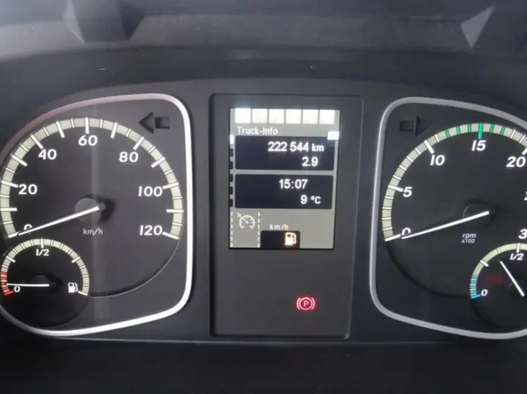 Рефрижератор Mercedes Atego 1218 L, 2016 год, 18 палет, ворота и гидроборт - фото 19