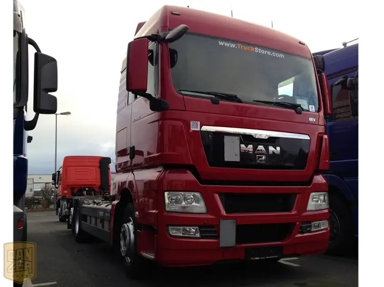MAN TGX 26.440, шасси 6х2, 2011г, гидролифт складной, гидравлика, макс. комплектация - фото