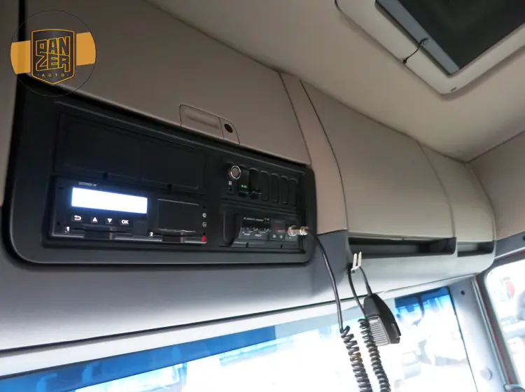 Scania P400, тягач для перевозки опасных грузов, 2015г, МКПП - фото-детальных 14