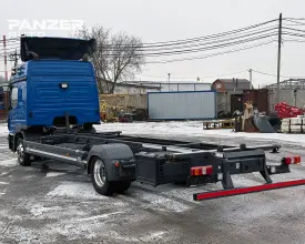 Грузовой контейнеровоз Mercedes Atego 1227, 2019 год | 1