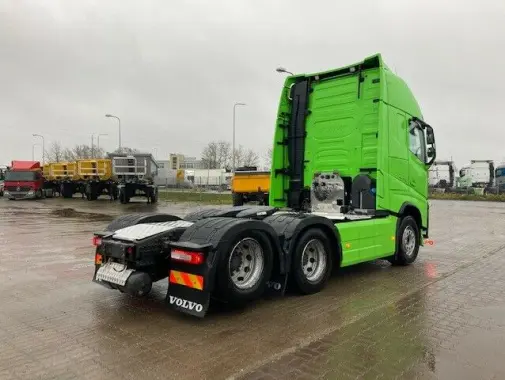 Тягач Volvo FH 540, 6х2, Globetrotter XL, ленивец двускатный сзади, без пробега по РФ - фото-детальных